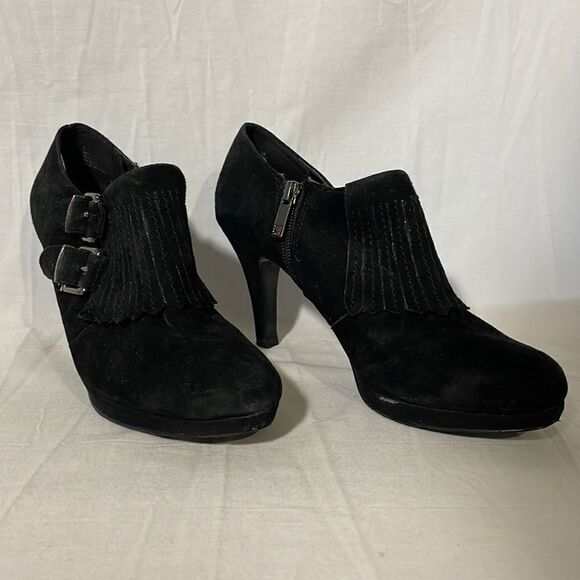 Anne Klein  ankle boot heals - Picture 1 of 10